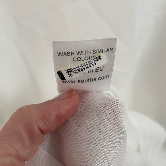 sauths White 100% linen Nida Dress with pockets size Small Coastal Luxury 14 - Picture 7 of 8